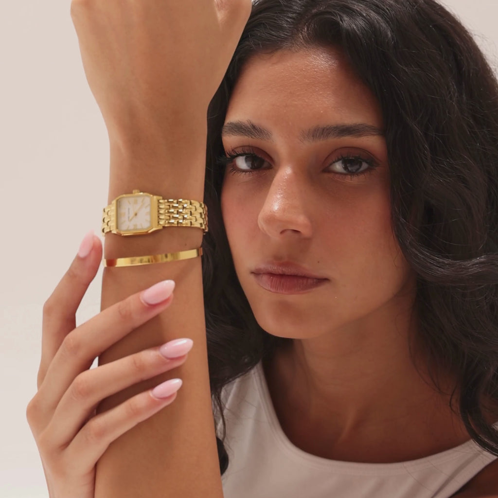Royale Metal Watch by Isabel Carter in Gold